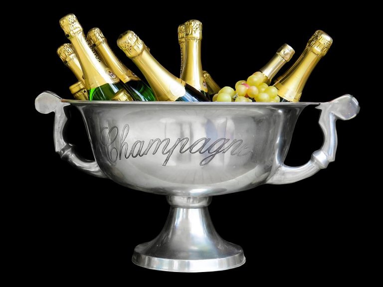 Champagne, sparkling wine, drink — examplearticle