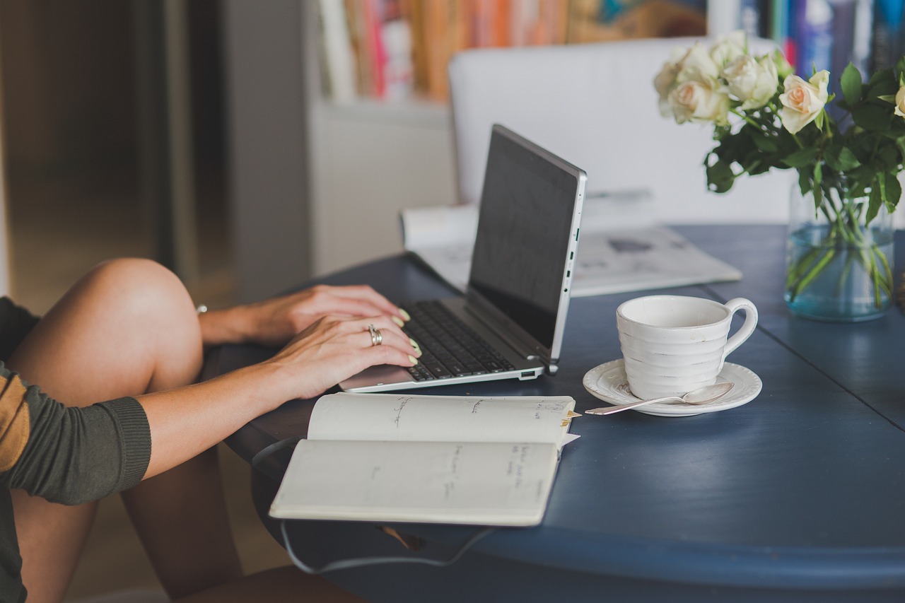 Laptop, workstaion, office — Steps to Take for Removing Mugshots and Protecting Your Privacy