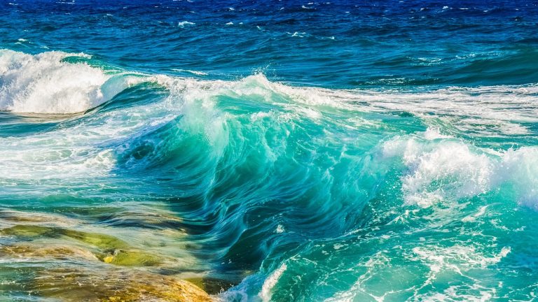 Wave, smashing, transparent — Understanding the Intricacies of Connecticut Landlord-Tenant Laws